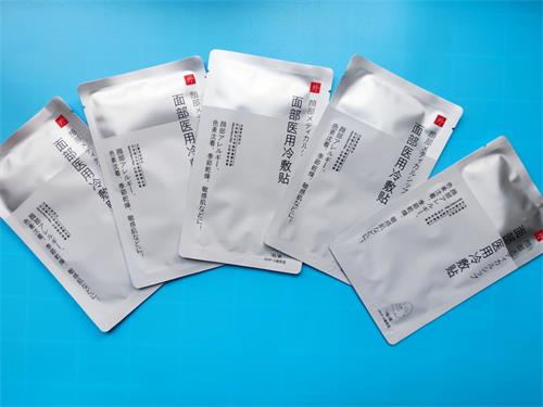 醫(yī)用冷敷貼面膜敷完要洗嗎？醫(yī)用冷敷貼面膜可以常用嗎？