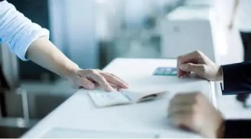 主要研究者想要臨床試驗(yàn)數(shù)據(jù)做額外數(shù)據(jù)分析，能給他嗎？(圖1)